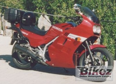 1986 Honda VF 1000 F 2 photo